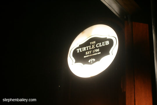 041012-turtle-club-07